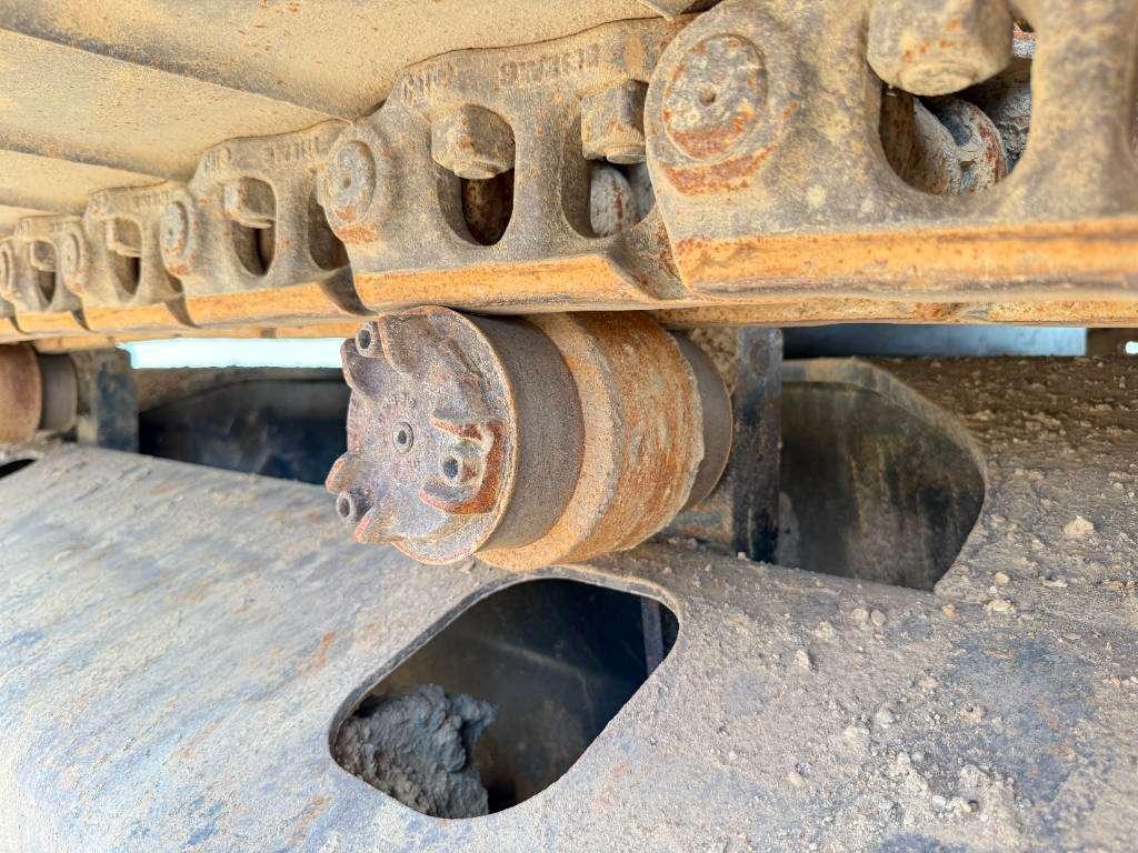 Caterpillar 320FL - Hammer Lines / Automatic Greasing Photo 18