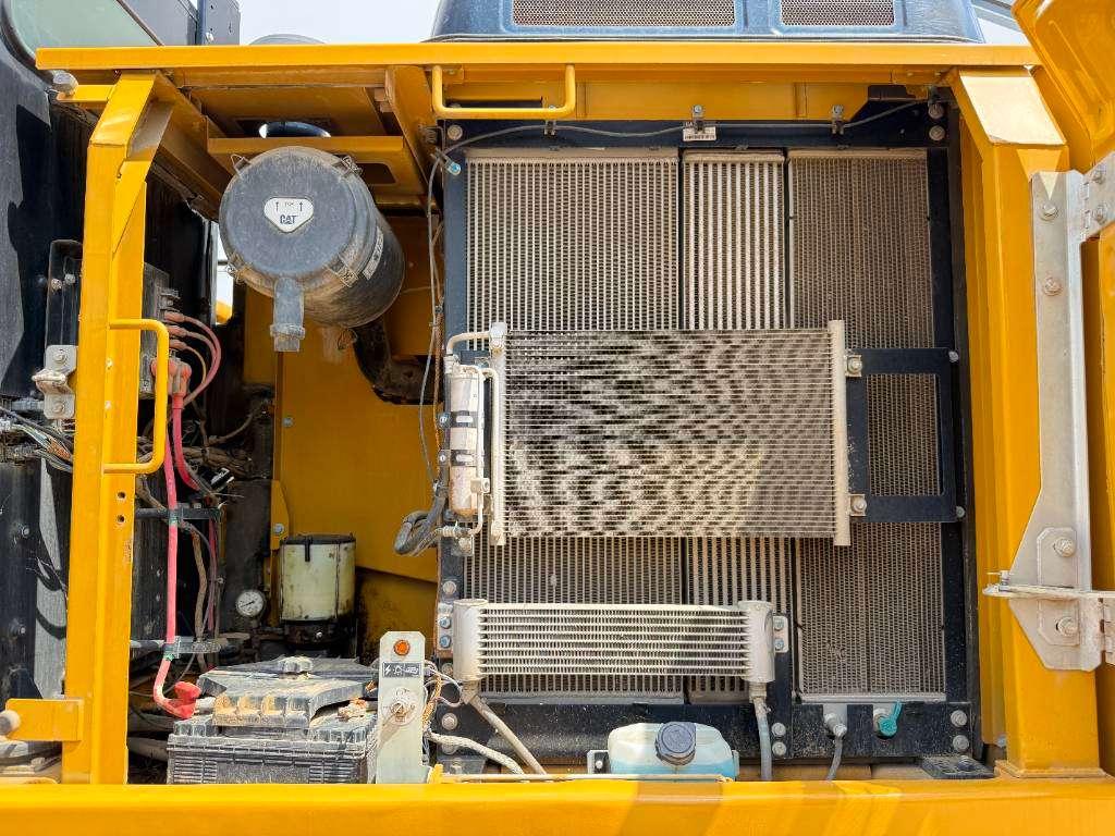 Caterpillar 320FL - Hammer Lines / Automatic Greasing Photo 20