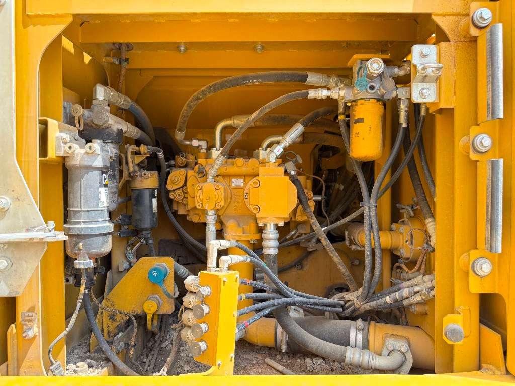 Caterpillar 320FL - Hammer Lines / Automatic Greasing Photo 22