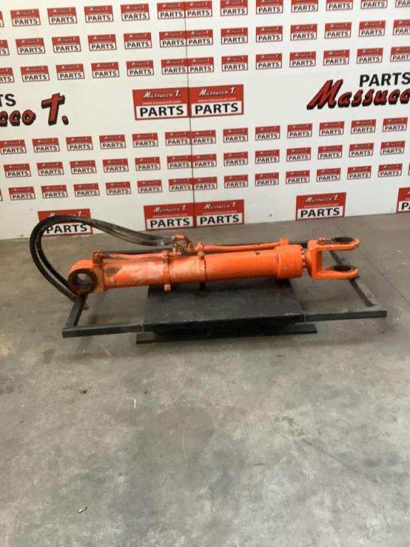 Piston de levage pour Hitachi ZW250-6 Photo 1