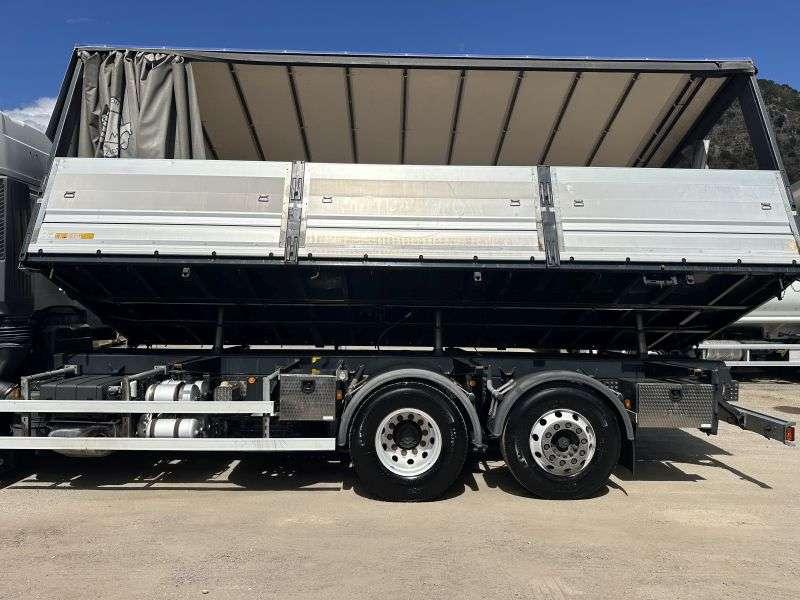 Iveco Stralis 460 Photo 7