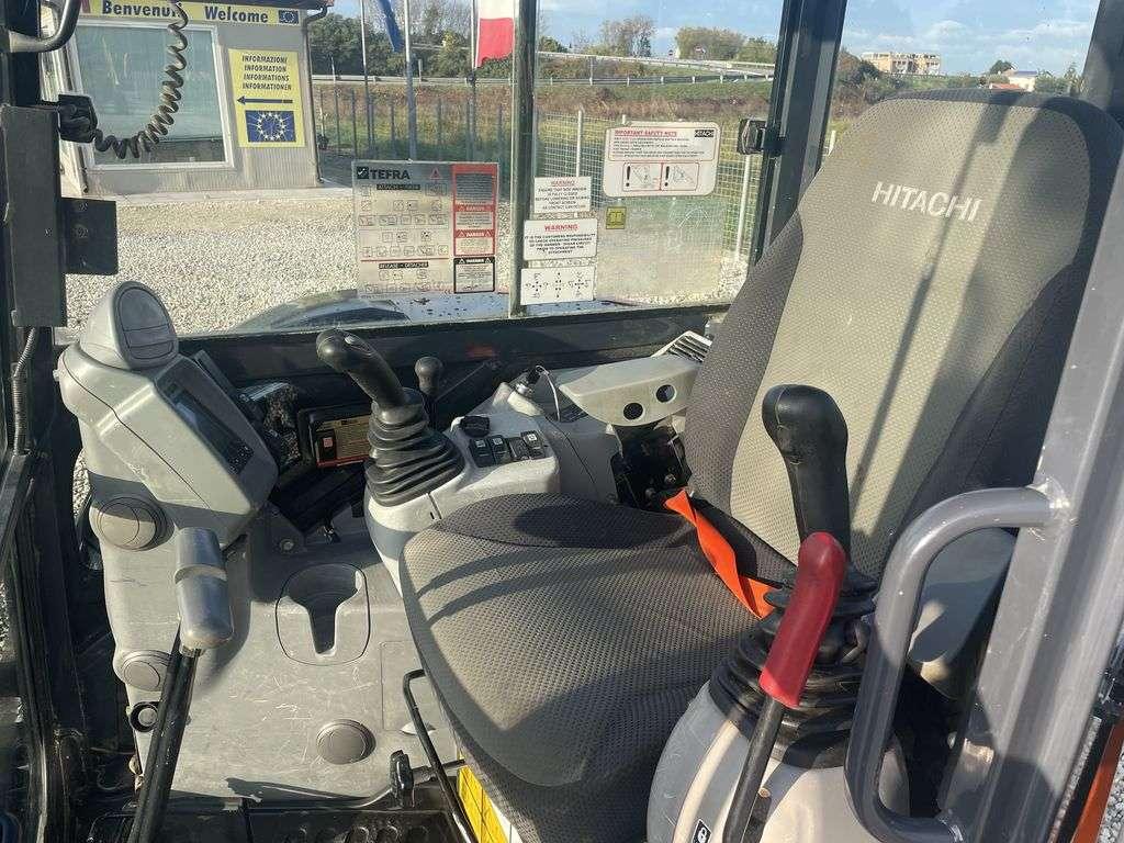 Hitachi ZX 55U-5 Photo 6