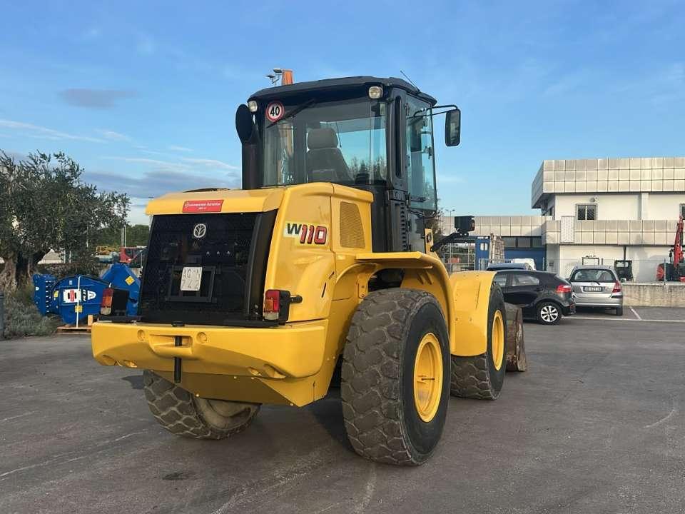 New Holland W 110 B Photo 2