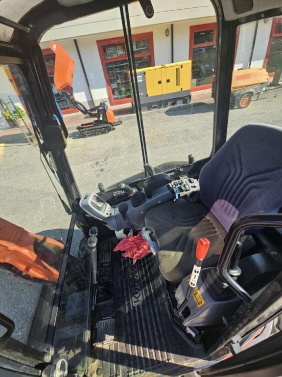 Kubota U27-4 Photo 5