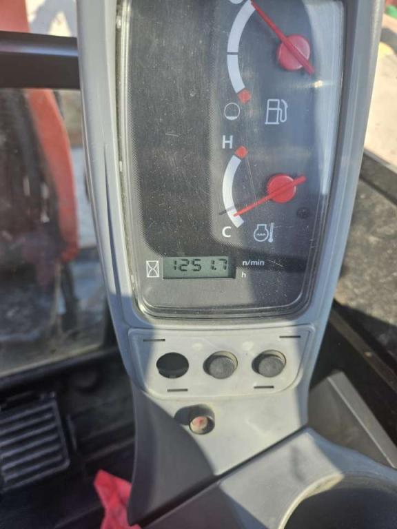 Kubota U27-4 Photo 6