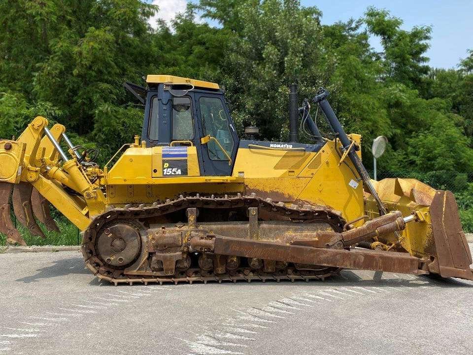 Komatsu D155A-3 Photo 14