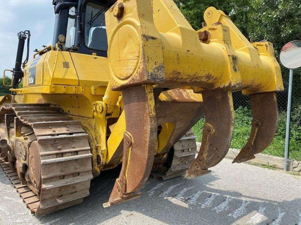 Komatsu D155A-3 Photo 5