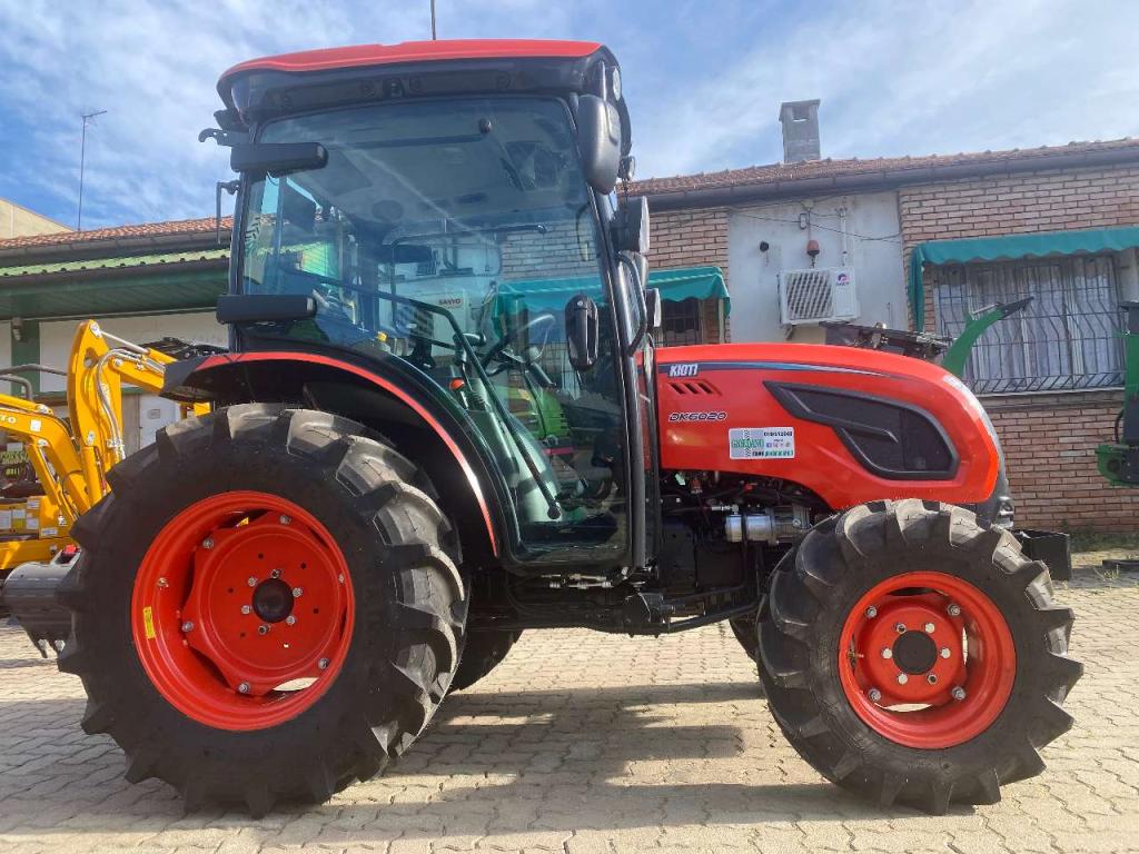 Kioti DK 6020 CABINATO - RUOTE TRACTOR Photo 4