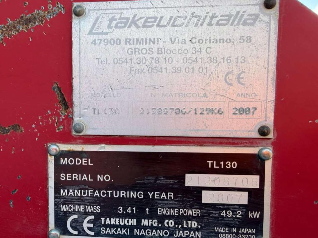 Takeuchi TL130 Photo 15