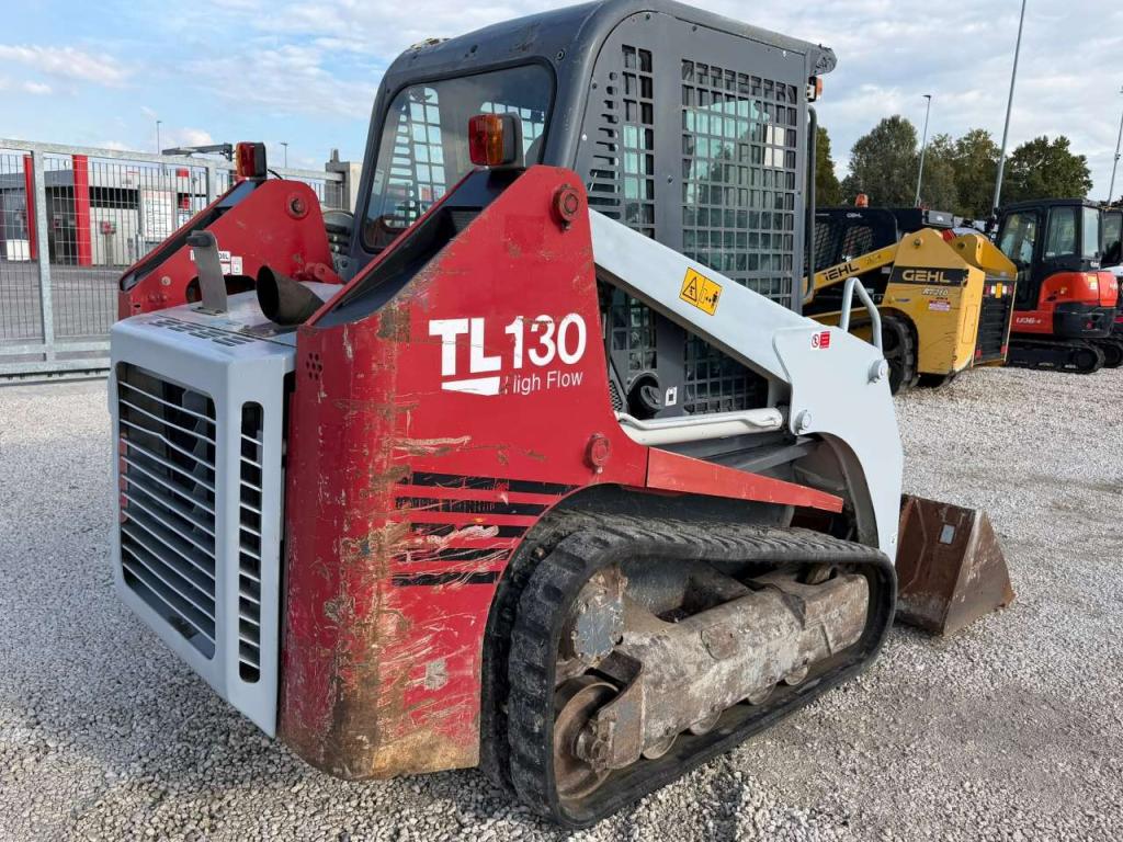 Takeuchi TL130 Photo 4