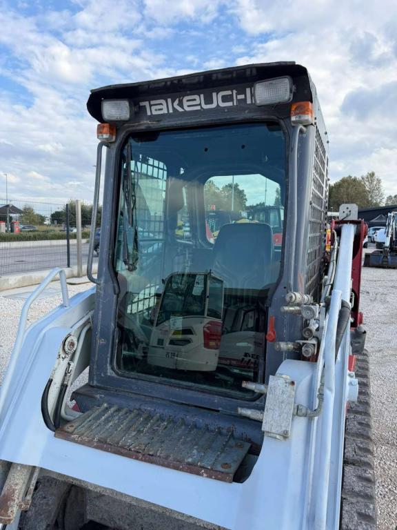Takeuchi TL130 Photo 5