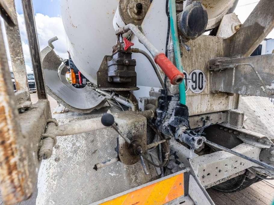 Volvo FM 12.440 +MANUAL+ LIEBHERR 9M3 Photo 10