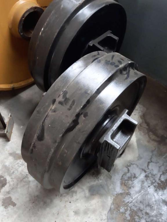 Roue folle pour Fiat Hitachi FH450.3  EX455 Photo 3
