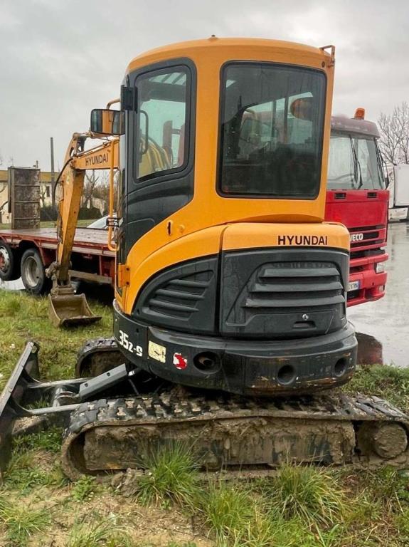 Hyundai Robex 35Z-9 Photo 2