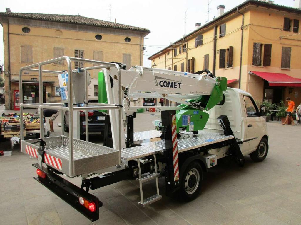 Comet Officine 14/2/6 Photo 1