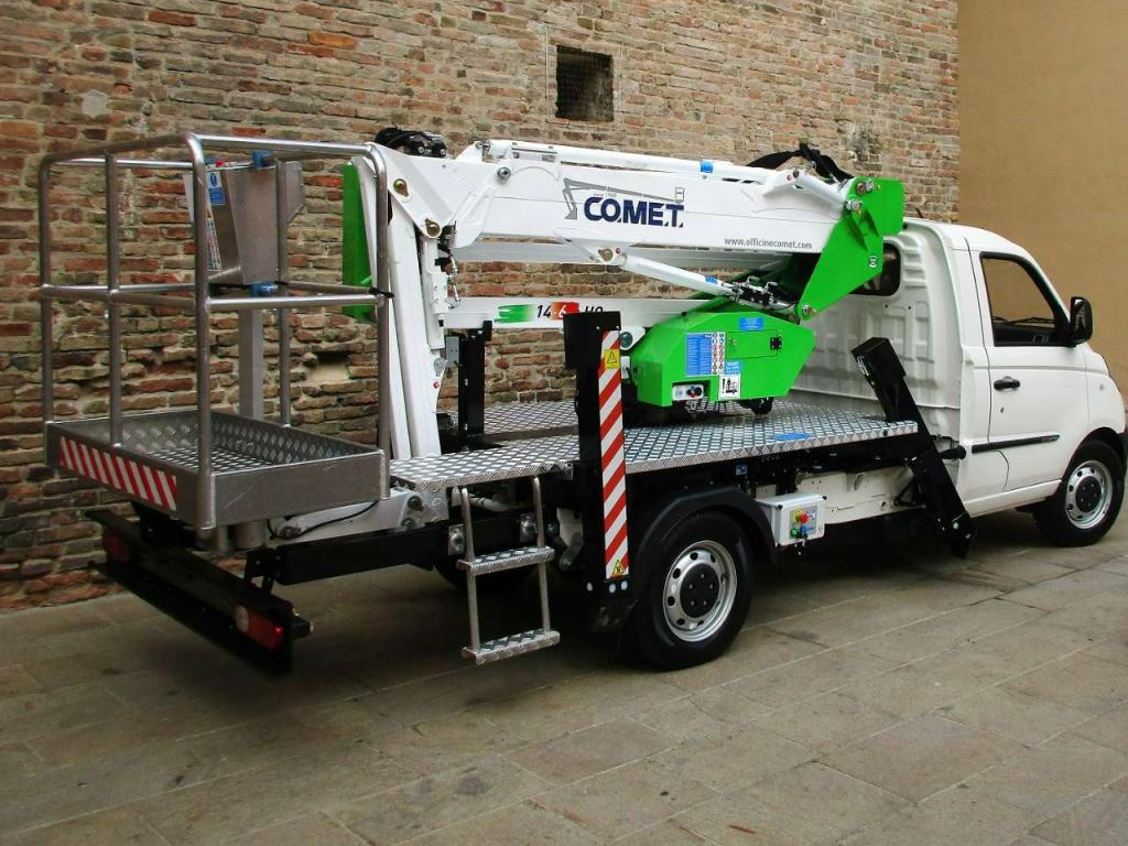 Comet Officine 14/2/6 Photo 2