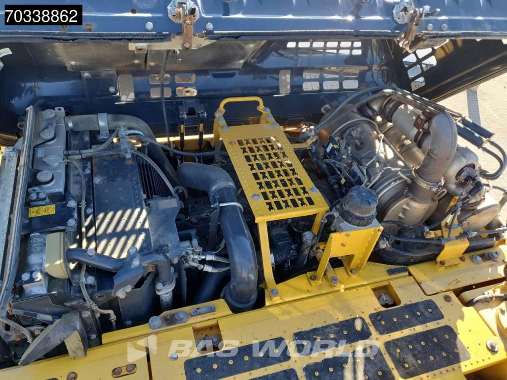 Komatsu HB365 LC-3 HB365LC-3 Photo 17