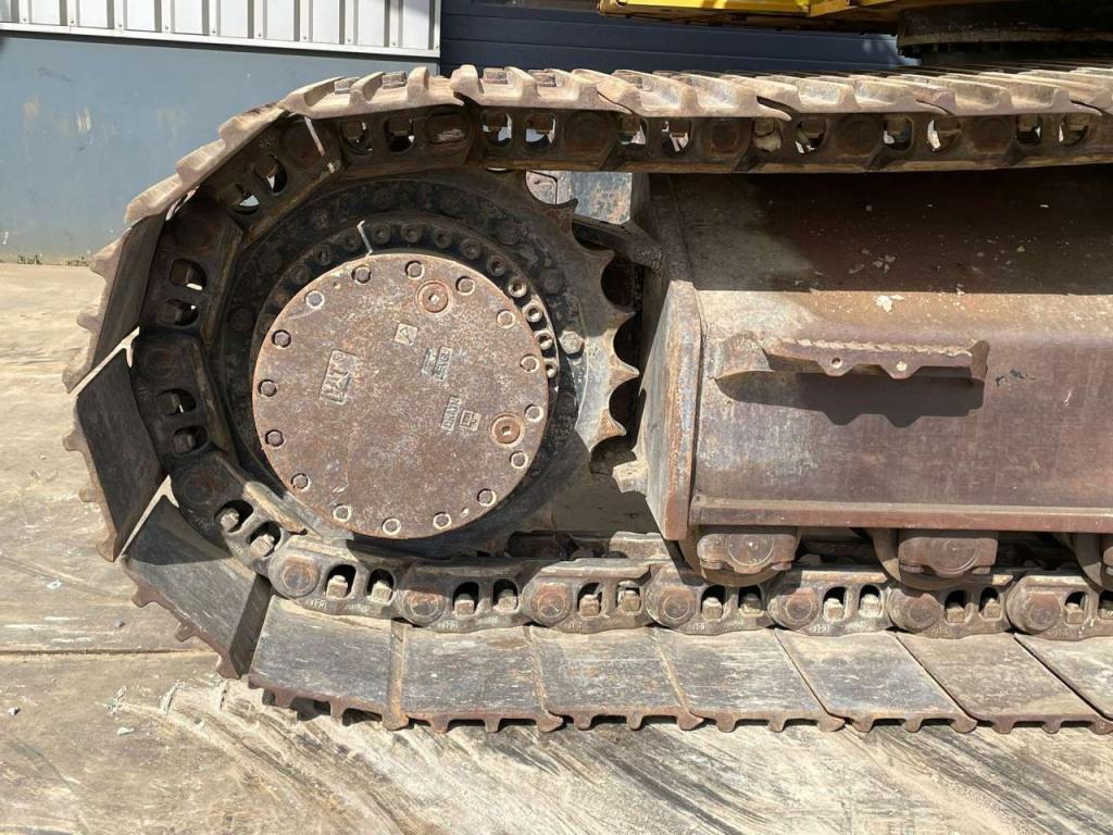 Caterpillar 328D Photo 11