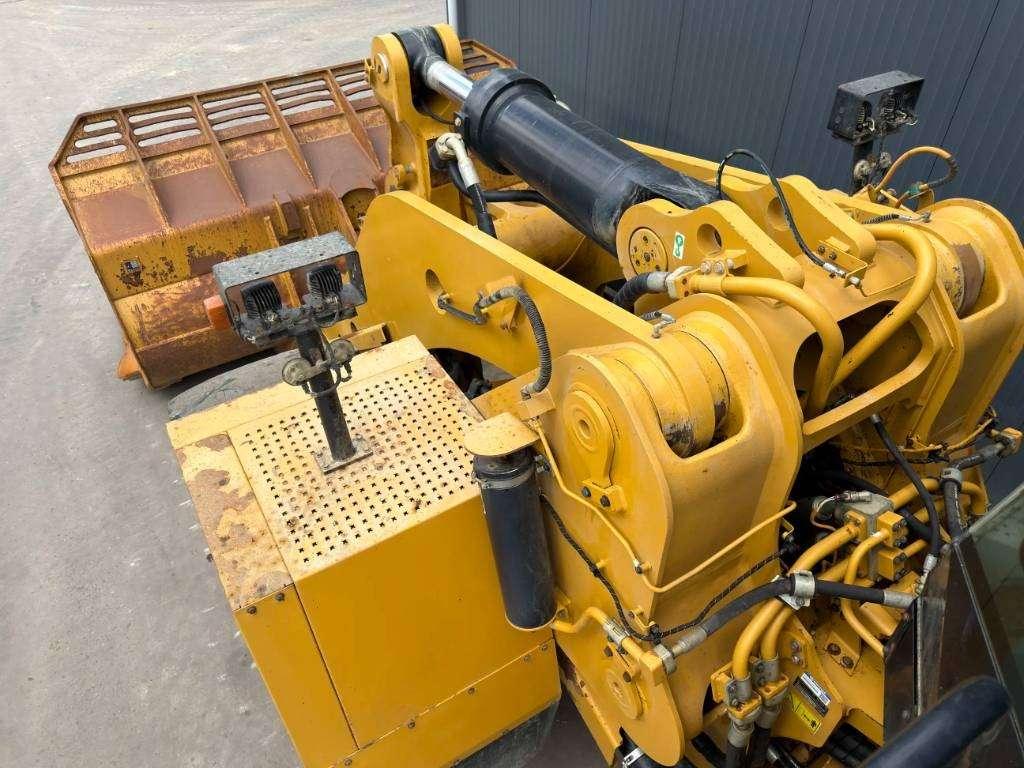 Caterpillar 988K XE Photo 15