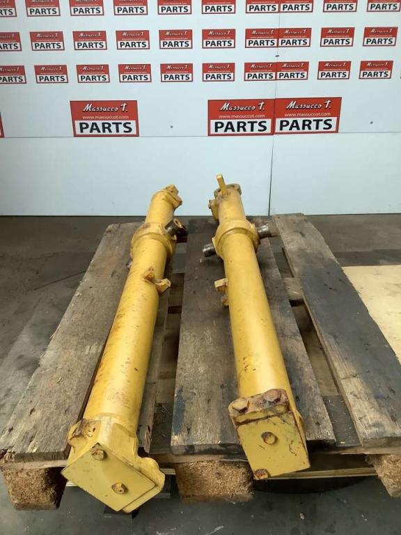 Piston de levage pour Fiat Hitachi FD 145 Photo 4