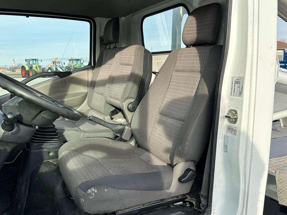 Nissan 35.11 MX 225 Photo 15