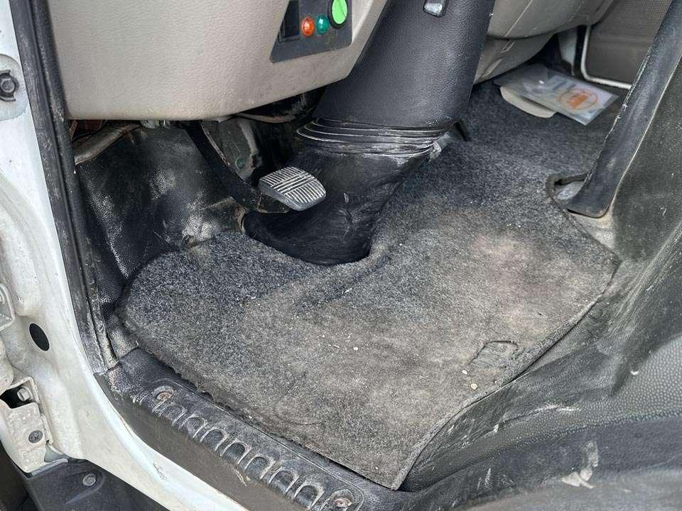 Nissan 35.11 MX 225 Photo 16