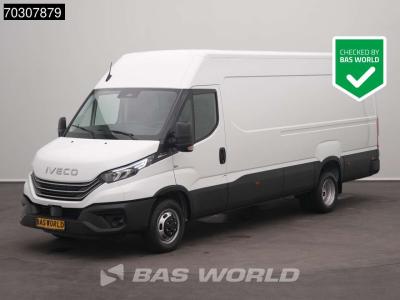 Iveco Daily 35C21 3.0L Automaat Dubbellucht L3H2 LED ACC Airco Camera CarPlay Parkeersensoren Stoelverwar en vente par BAS World B.V.