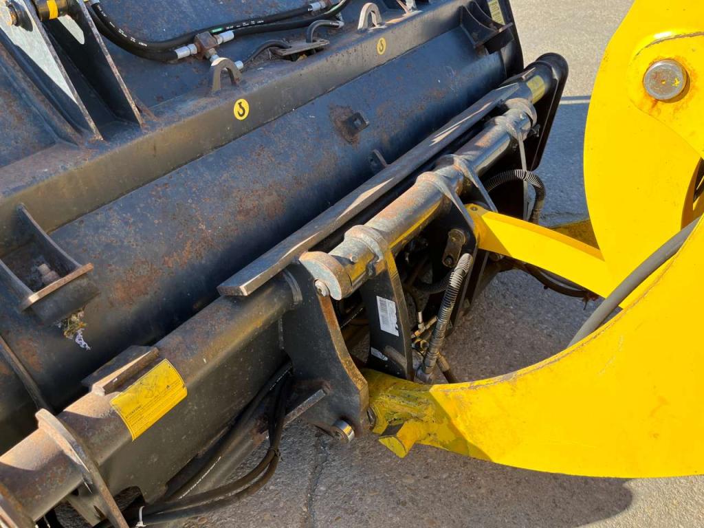 Komatsu WA100M-7 Photo 14