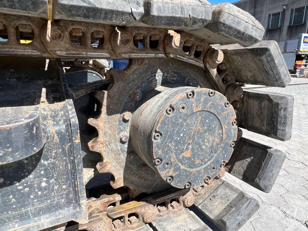 Komatsu PC138US-11 Photo 12