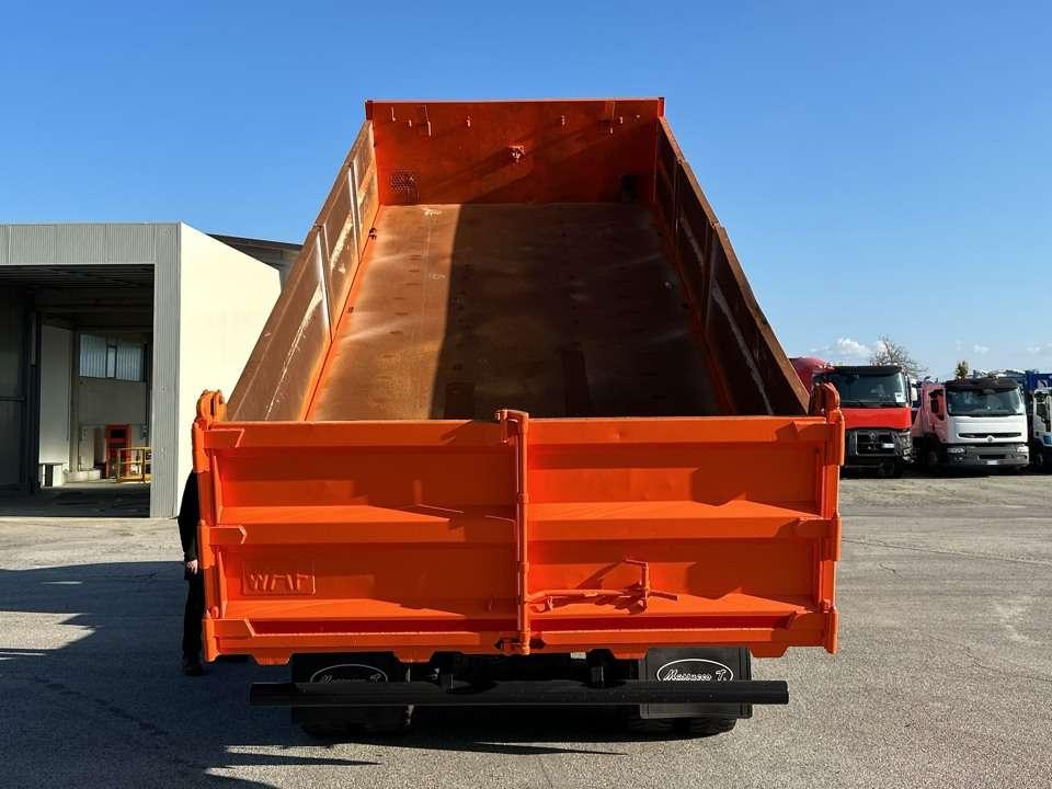 Scania T114 6x4  340CV Photo 7