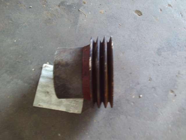 Poulie pour Fiat Allis FE18 - MOTORE FIAT 8065.04 - N. 4758241 Photo 2