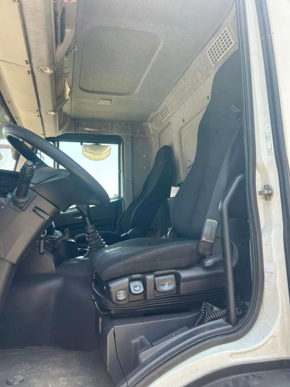 Iveco STRALIS AD 260S31 XP Photo 25