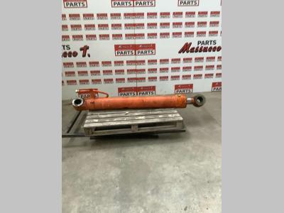 190 serie 6 Piston de pénétration pour Hitachi 190 serie 6 en vente par Massucco T. Srl Area Ricambi