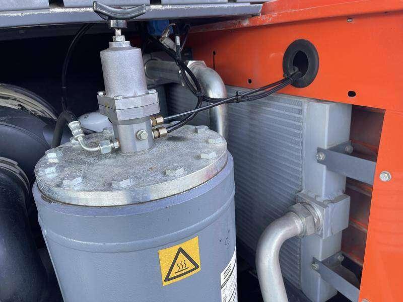 Atlas Copco XAHS 186 Photo 13