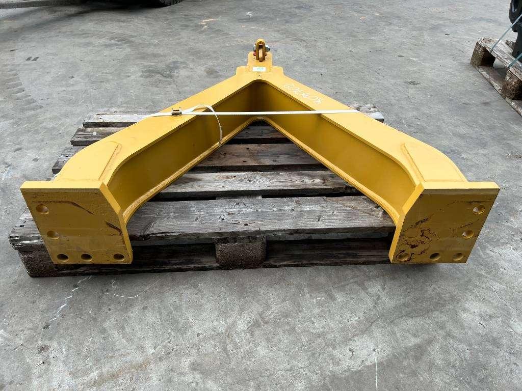 Caterpillar D6R / D6T Zugmaul / Trekhaak Photo 4