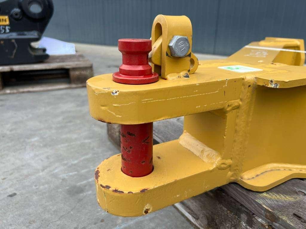 Caterpillar D6R / D6T Zugmaul / Trekhaak Photo 6