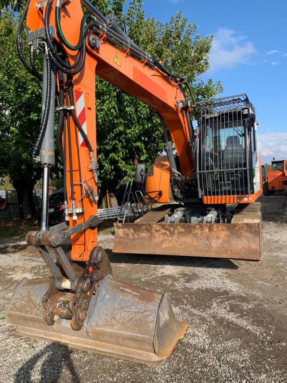 Liebherr 914 COMPACT Photo 2
