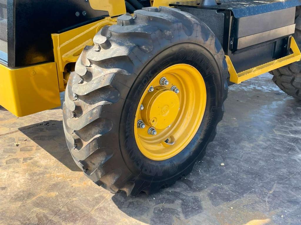 Caterpillar 424 Photo 13