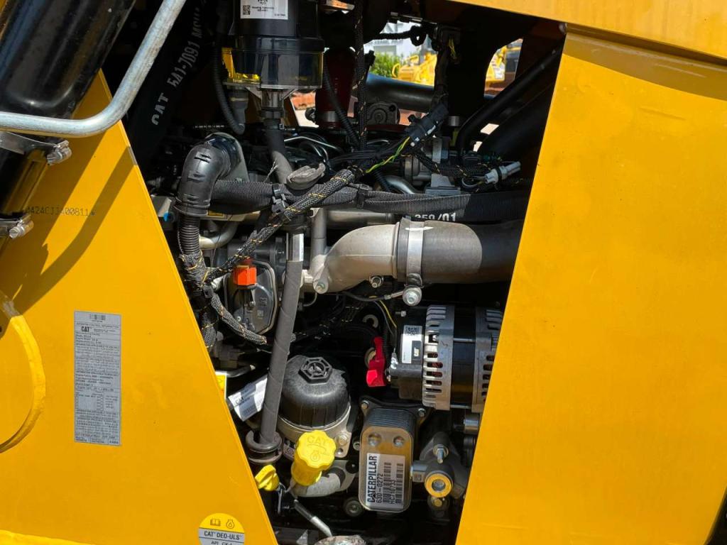 Caterpillar 424 Photo 29