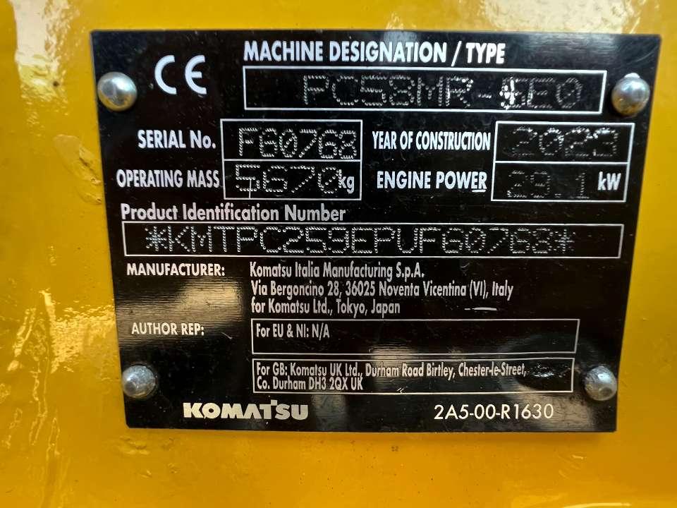 Komatsu PC58MR-5 Photo 2