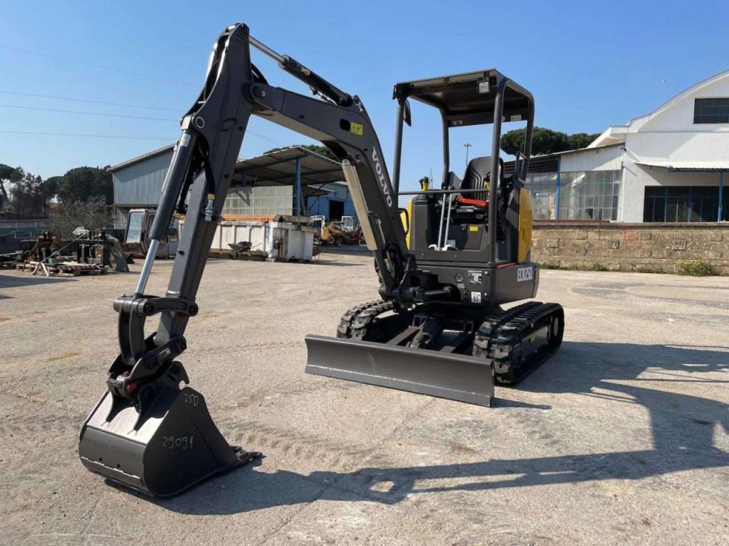 Volvo ECR25D Photo 5