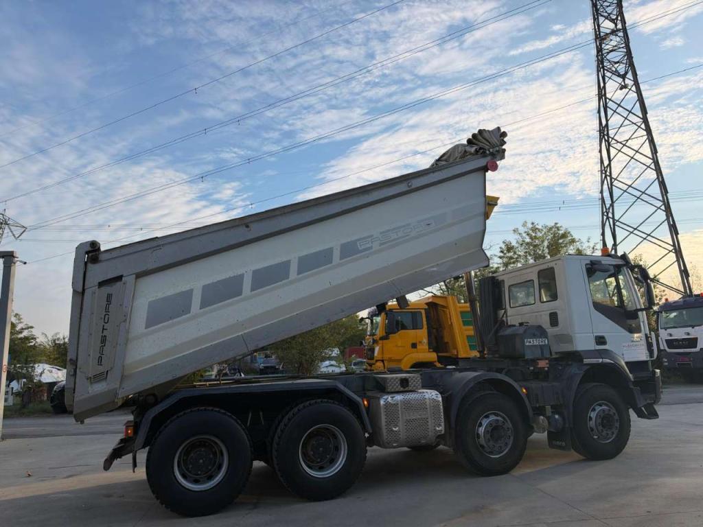 Iveco Trakker 500 Photo 11
