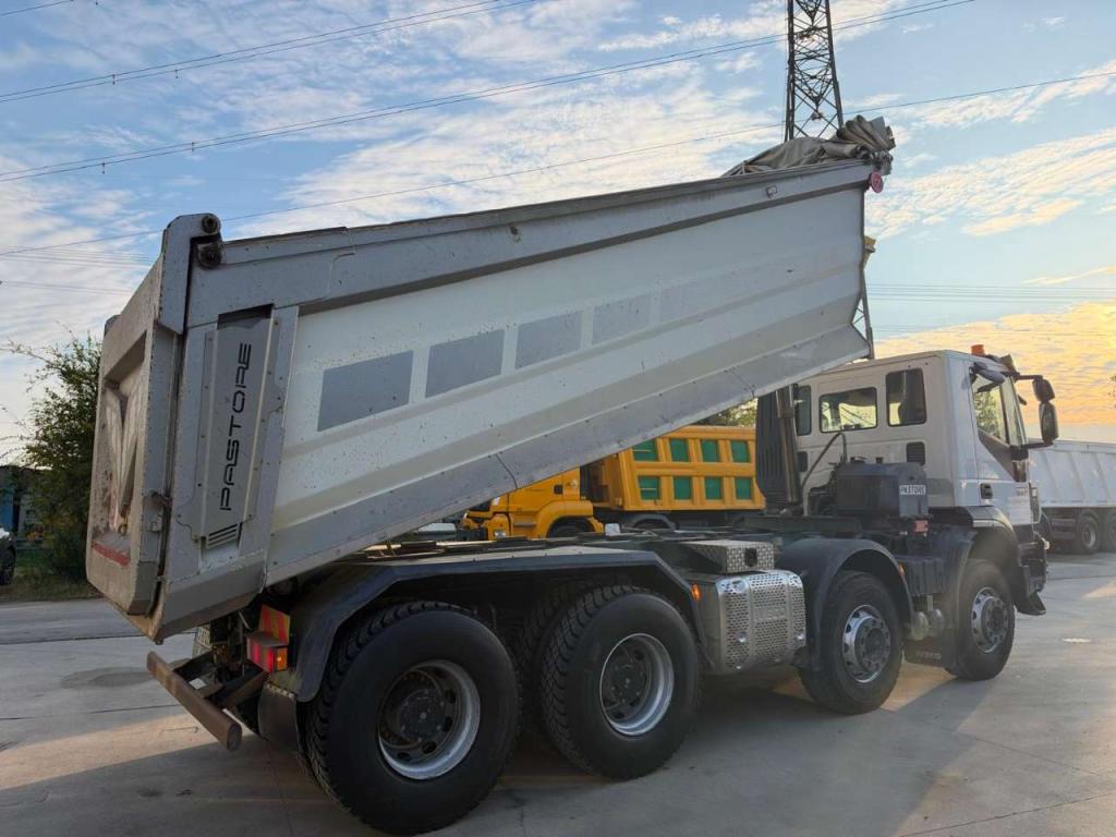 Iveco Trakker 500 Photo 12