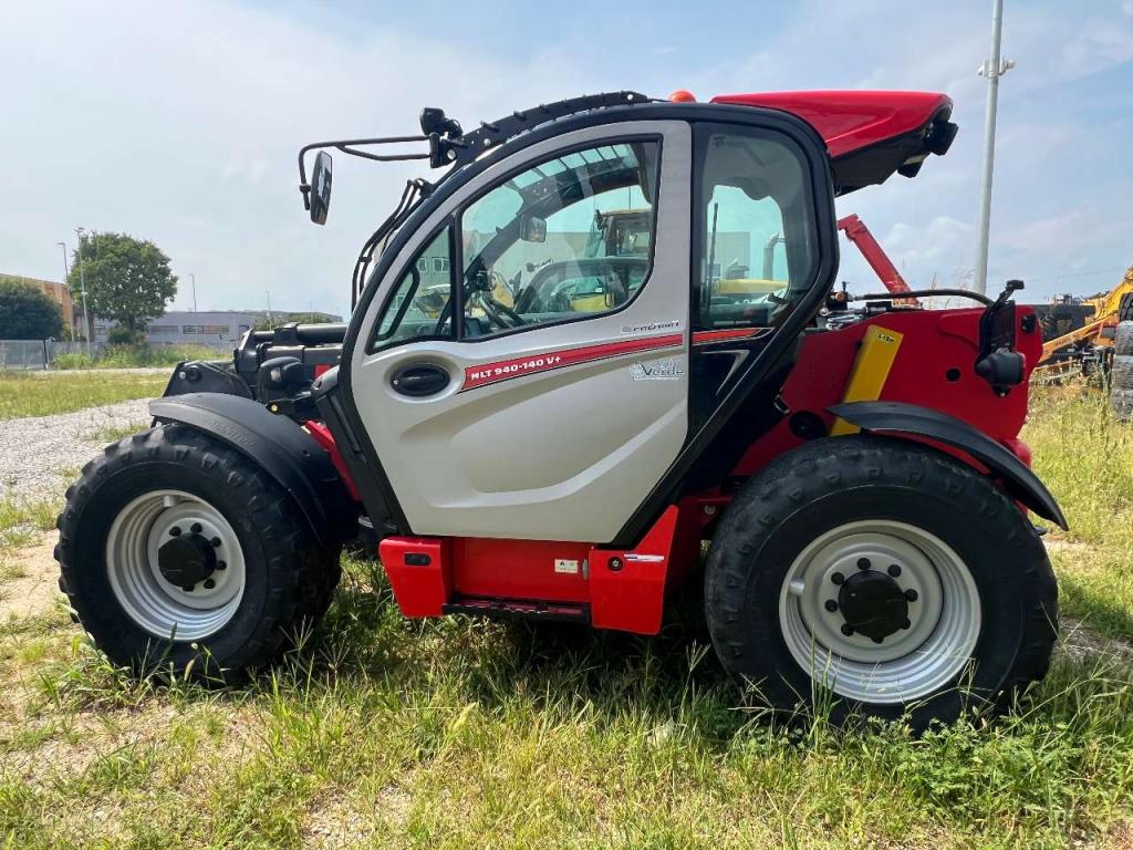Manitou MLT 940-140V PLUS D Photo 10