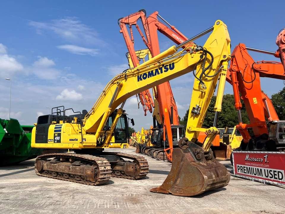 Komatsu PC490LC -11 Photo 10
