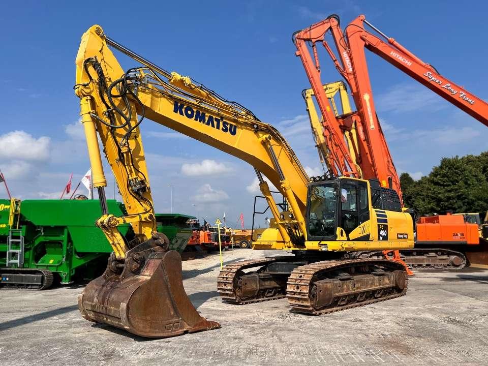 Komatsu PC490LC -11 Photo 18