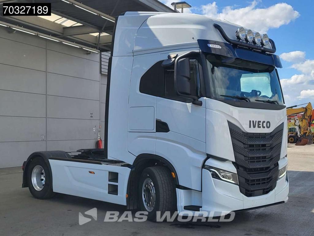 Iveco S-Way 530 4X2 Retarder ACC Navi Standklima Alcoa's Photo 9
