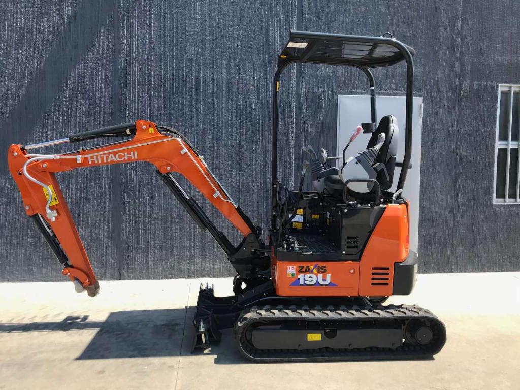 Hitachi ZX19U-6 Photo 1