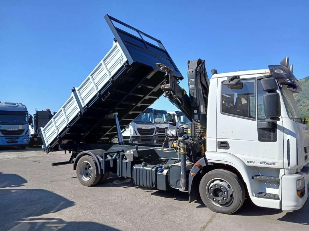 Iveco EUROCARGO ML120E28 Photo 16