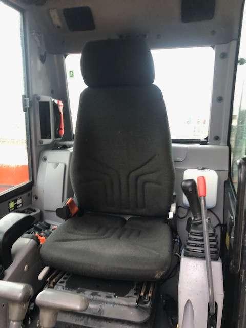 Kubota ZX080-4a Photo 7